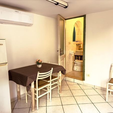 Camurria Apartments Giardini Naxos Luaran gambar